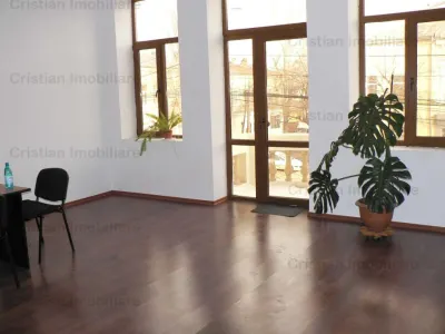 VILA P+1, 200mp utili zona UltraCentrala,  Pretabila birouri/cabinete - foto 3