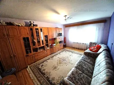 70mp  ETAJ 2 apart 3 cam conf 1 decomandat  Buzaului - Braila