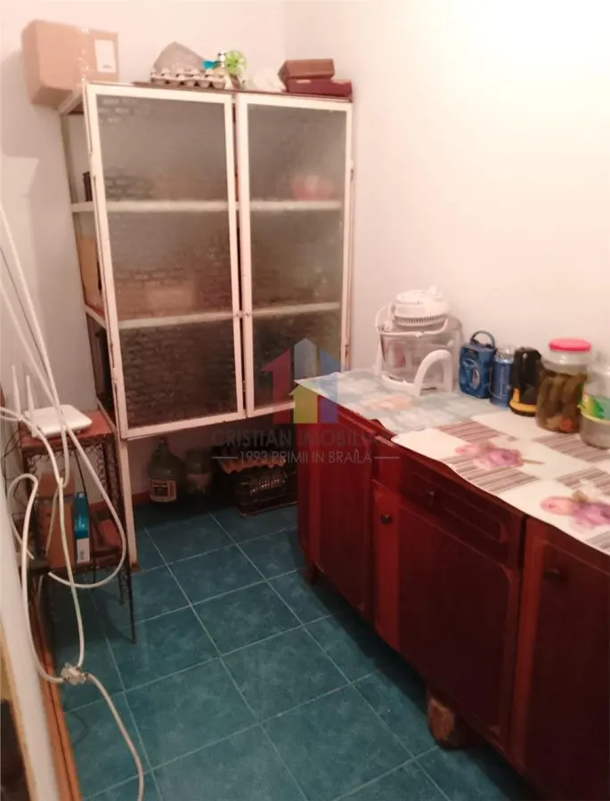 Casa 5 camere, teren 1349 mp, la 20Km de Braila - foto 7