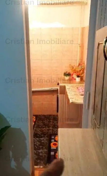Garsoniera Mobilata si Utilata, etaj 2, zona Hipodrom - foto 6