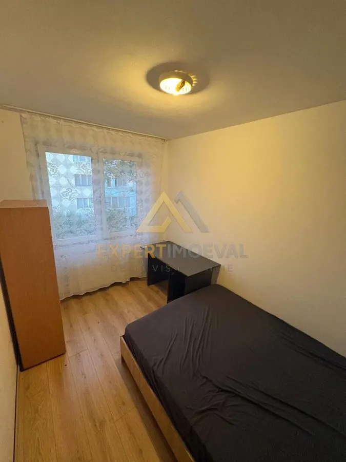 Apartament de inchiriat spațios și luminos strada Regel Mihai cu 3 dormitoare - foto 2