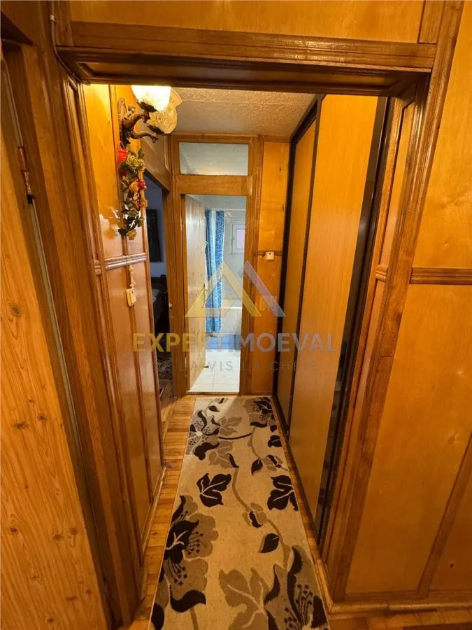 Apartament 3 camere decomandat - foto 10
