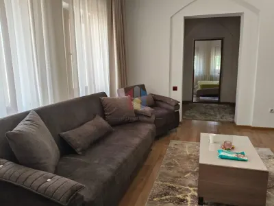 zona Gradinii Publice Casa pretabila pentru 2 familii 150mp utili cu 300mp teren - Braila