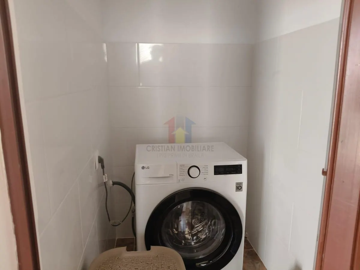 zona Gradinii Publice Casa pretabila pentru 2 familii 150mp utili cu 300mp teren - foto 17