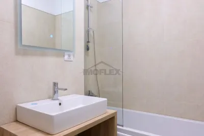 Locuinta perfecta pentru familie: apartament 3 camere, 74 mp utili, design modern - foto 8