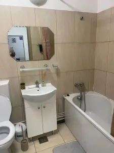 TITLU: APARTAMENT 2 CAMERE MOBILAT ȘI UTILAT | ZONA BACIU | PARCARE INCLUSĂ - foto 5