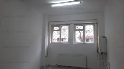 ULTRACENTRAL Spatiu comercial 80 mp, artera intens circulata - foto 5