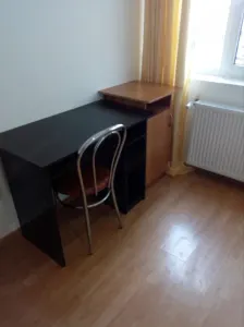 Dau in chirie ap.3 camere , decomandat , etaj 3 , parcare , centru , str.Traian Mosoiu - foto 5