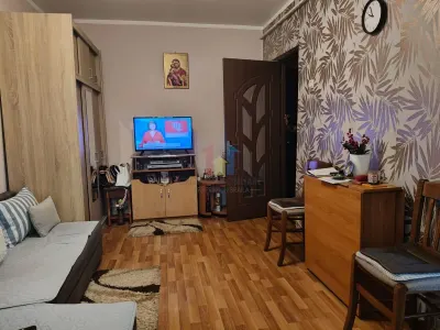 Zona linistita! Garsoniera Dorobanti, conf 1, etaj 3, partial mobilata - Braila