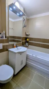 Apartament 3 camere renovat,mobilat modern, 158000 Euro - foto 5