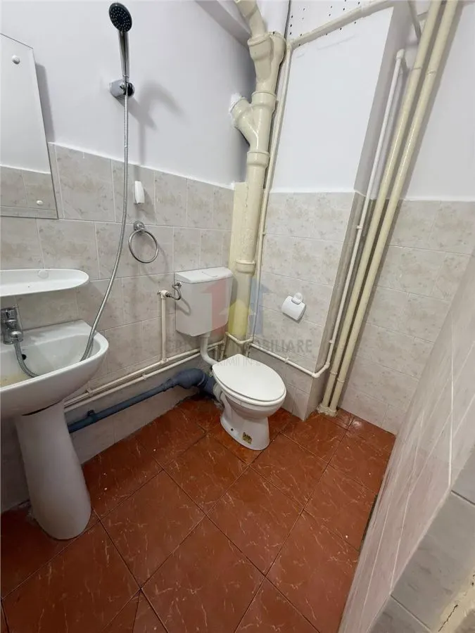 Spatiu Birou, zona Vidin, 40 mp - foto 5