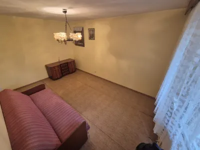 Apartament 2 camere Grivitei,decomandat,etaj 3,77000 Euro - Brasov