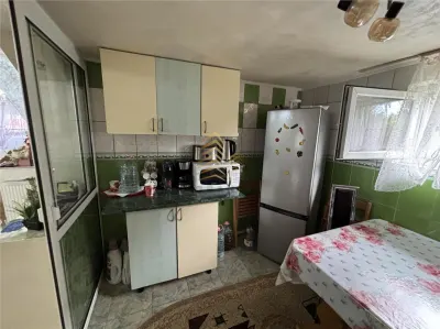 CASA ÎN LECHINTA - foto 7