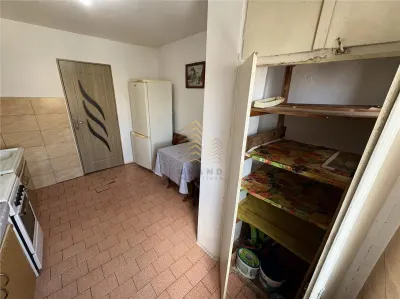 APARTAMENT 3 CAMERE | INTR VIOLETELOR - foto 4