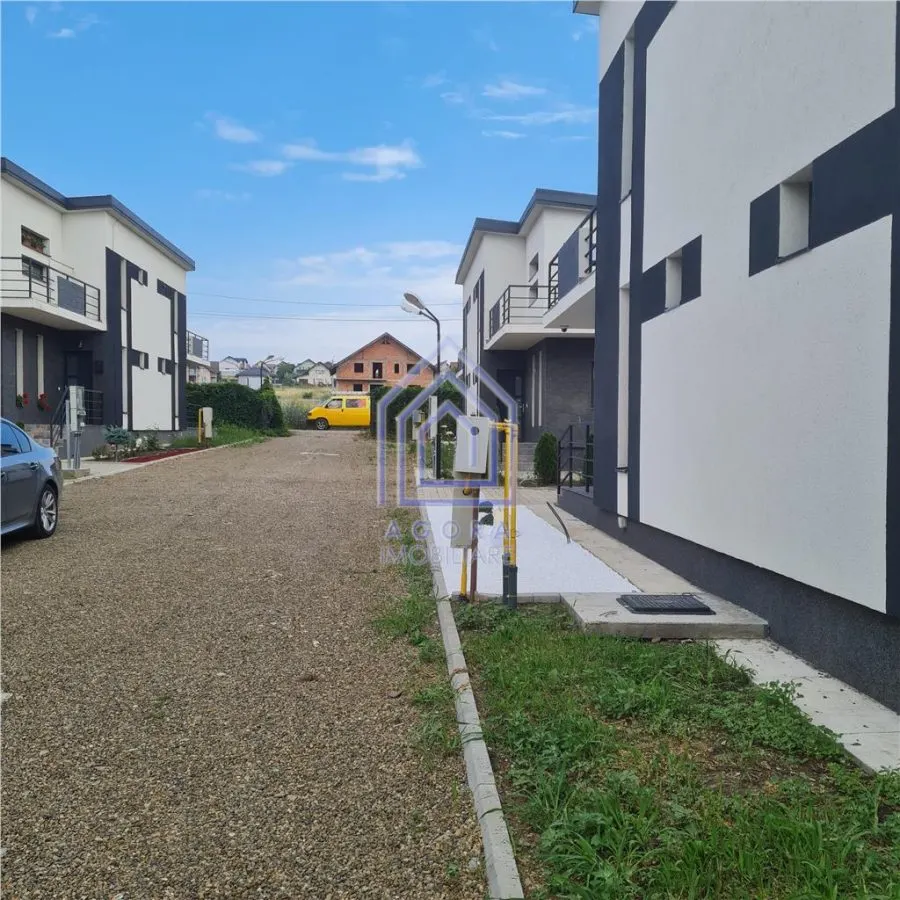 Duplex zona RAR, Suceava - foto 1
