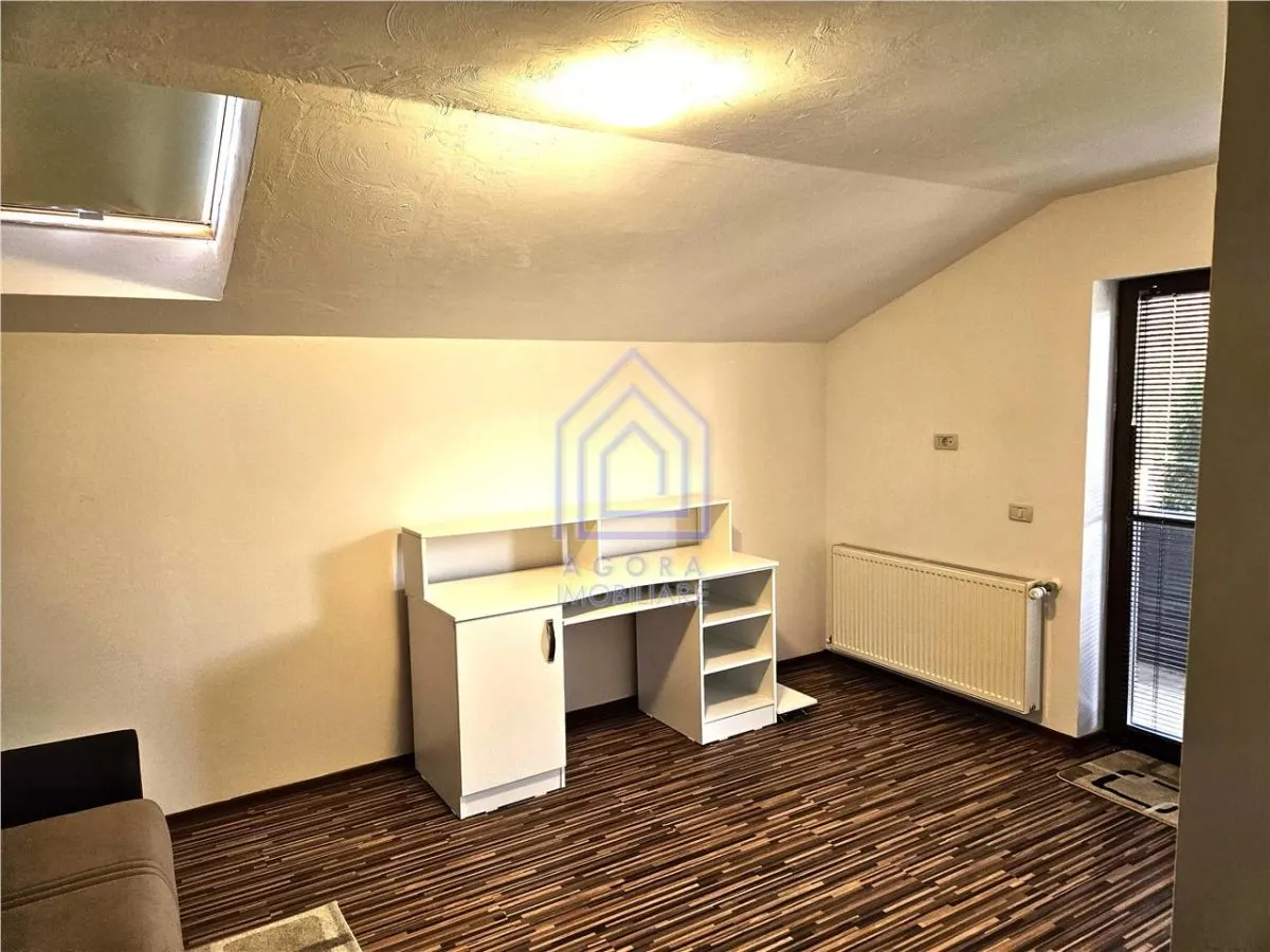 Suceava, casa deosebita in zona linistita. - foto 10