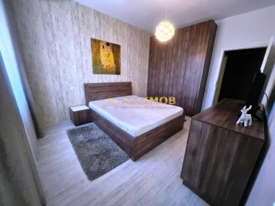 Apartament spatios 2 camere, zona centrala - foto 4