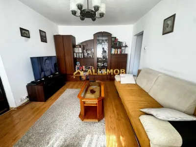 Apartament 2 Camere de vanzare in Vest Ploiesti – Centrala Proprie, Termopan, Etaj 3 | 51.900 Euro - foto 2