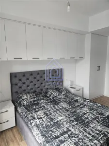 Apartament nou, mobilat ,utilat si boxa. Posibilitate parcare. - foto 5