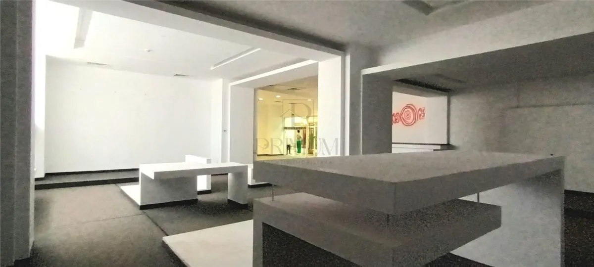 Spatiu comercial renovat cu vitrina - Lipovei - Iulius Mall - foto 5