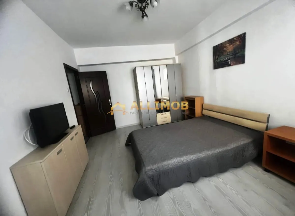 Garsoniera in Ploiesti, zona ultracentrala - foto 2
