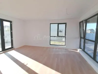 Casa- Vila -  soseaua Bucuresti - Magurele -Carrefour(fosta Cora)-  240 mp teren - 218000E-  tva inclus - COMISION 0! - foto 5