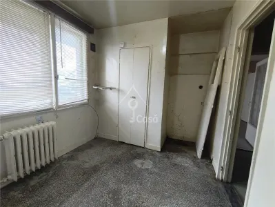 DE RENOVAT SECUILOR PIATA SUDULUI - foto 12