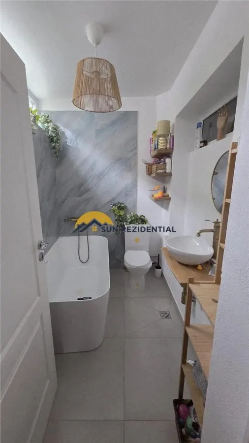 Victoriei-Popa Tatu, Apartament cochet, in vila, 6 camere, la cheie - foto 14