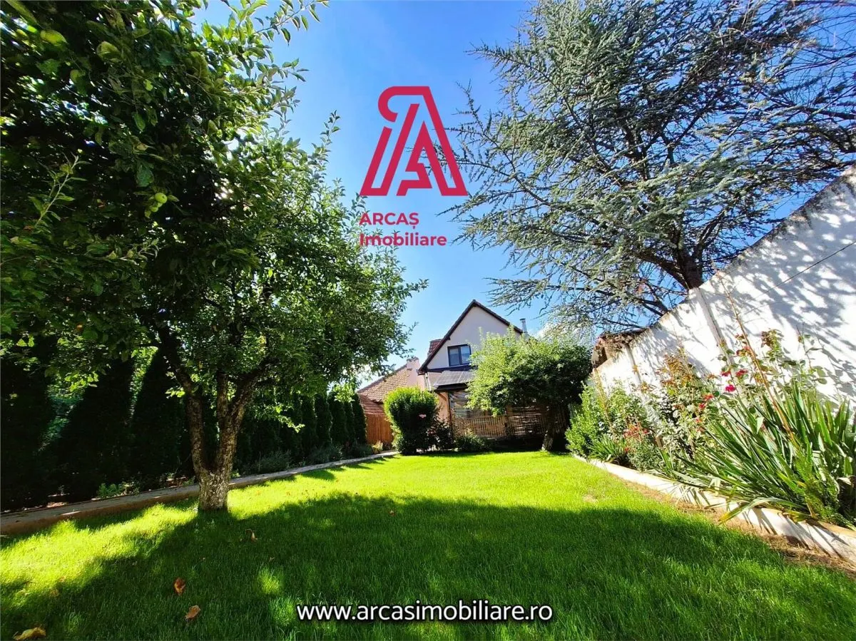 Casa individuala de vanzare cu 5 camere  zona Sub Arini! - foto 1