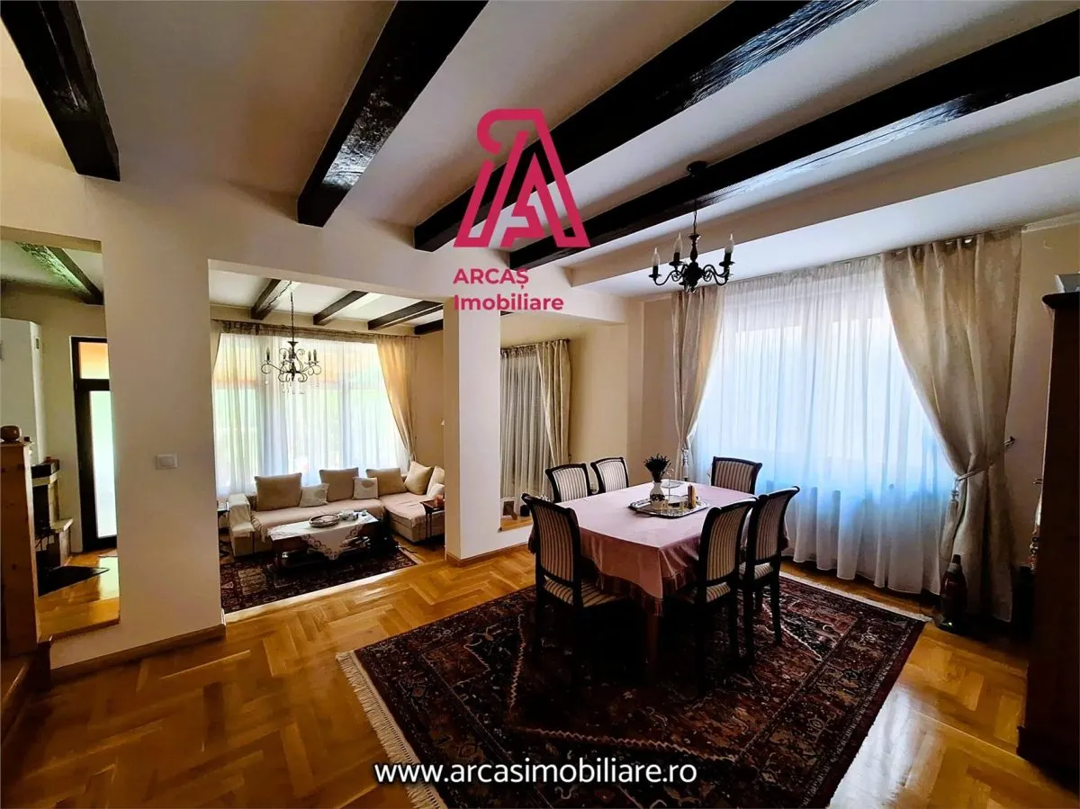 Casa individuala de vanzare cu 5 camere  zona Sub Arini! - foto 25