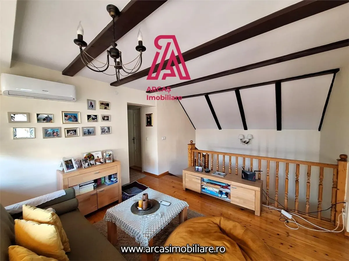 Casa individuala de vanzare cu 5 camere  zona Sub Arini! - foto 10