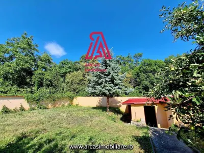 Vila de vanzare teren 970 mp Parc Sub Arini - foto 2