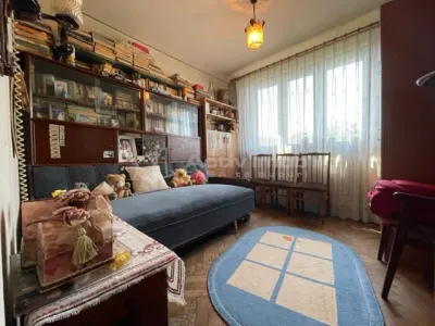 Titan-1 Decembrie 1918-Strada Giurgeni,etaj 4 din  4 - foto 4
