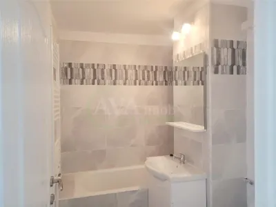 Apartament 2 camere decomandate, zona Ura - foto 9