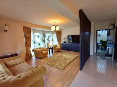 Casa  de lux  de vanzare in Sura Mare - foto 15