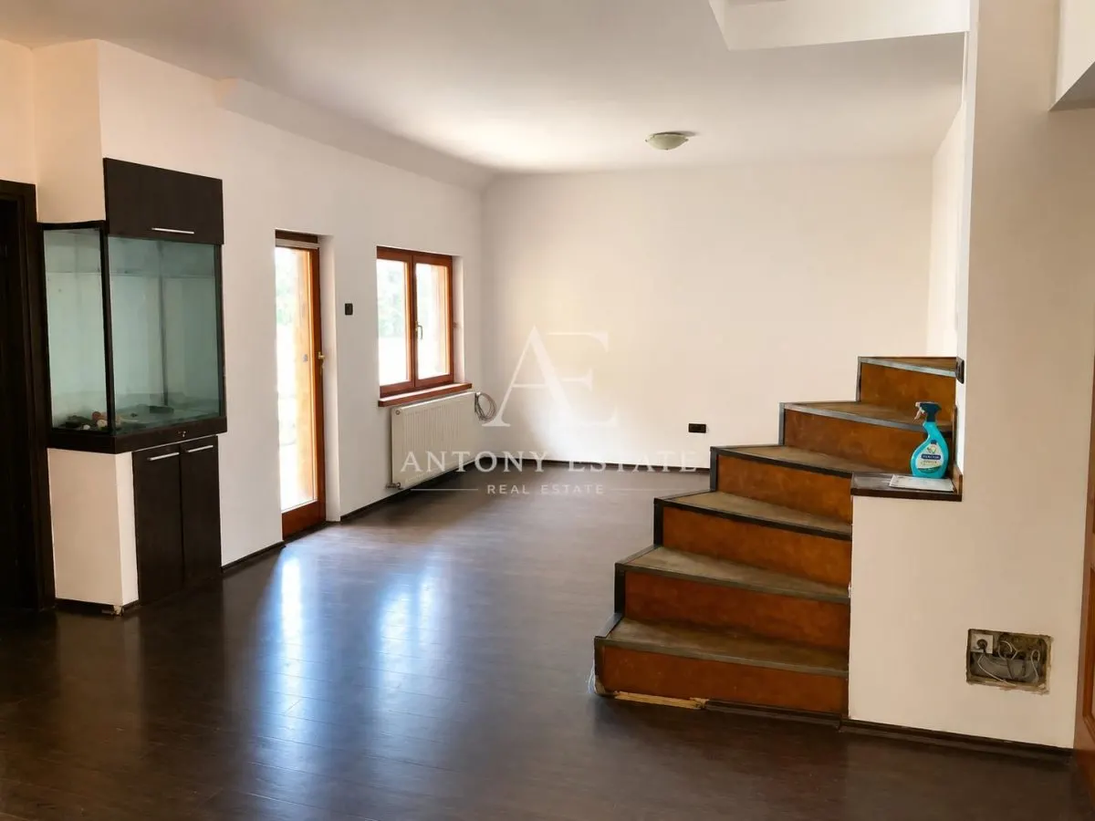 Antony Estate | Casa pentru muncitori, de inchiriat - Zona 22 Decembrie - Oradea - foto 1