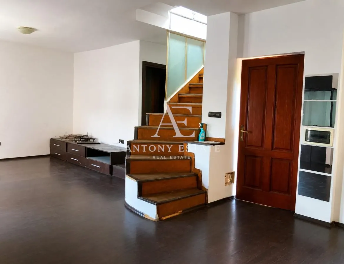 Antony Estate | Casa pentru muncitori, de inchiriat - Zona 22 Decembrie - Oradea - foto 2