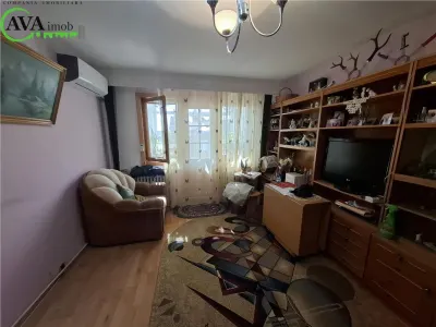 Apartament 3 semidecomandate | Etaj 3, zona Milcov - Bacau