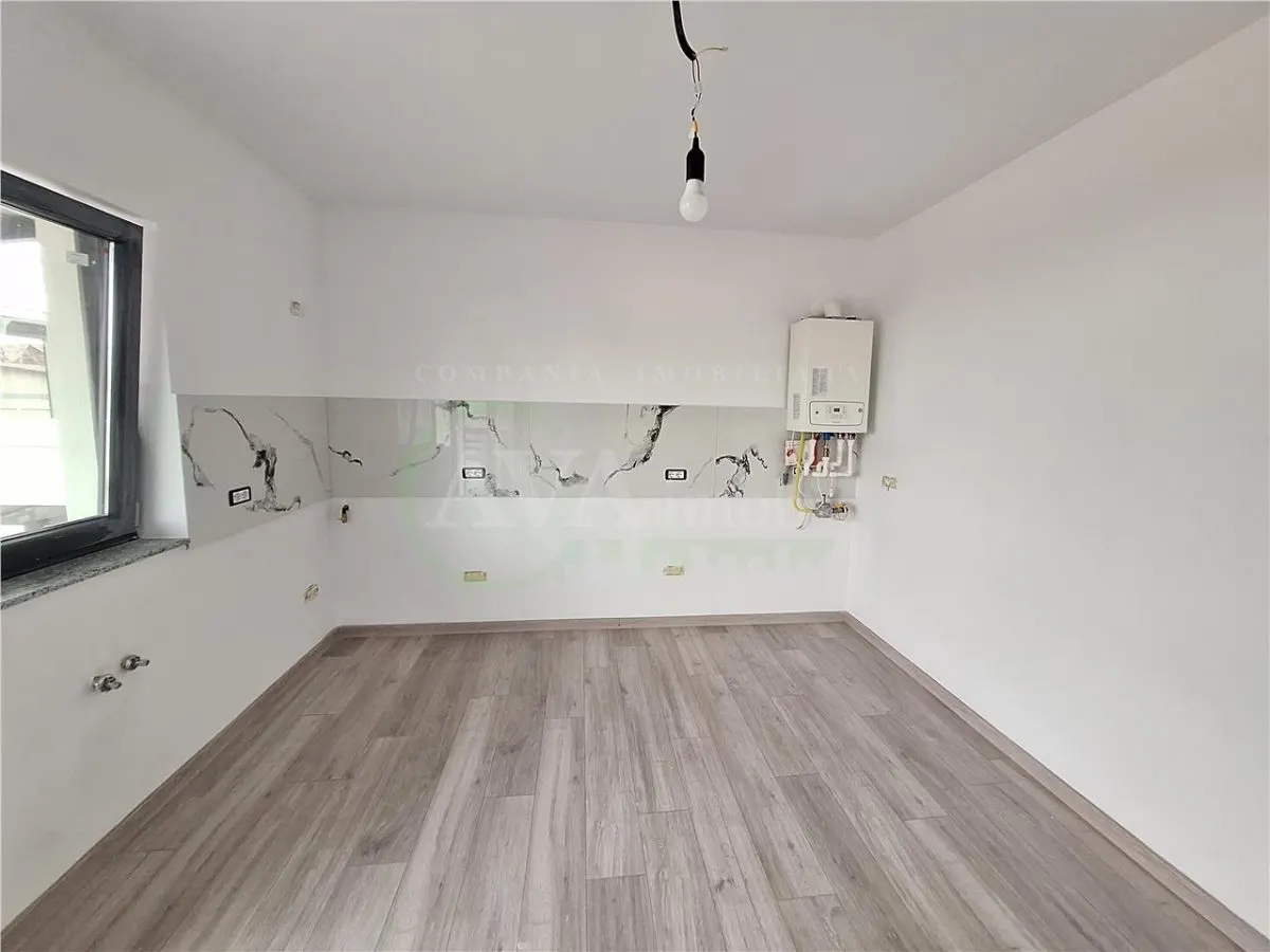 Casa noua parter, 3 camere, 90 mp,  teren 400 mp, zona Letea Veche - foto 2