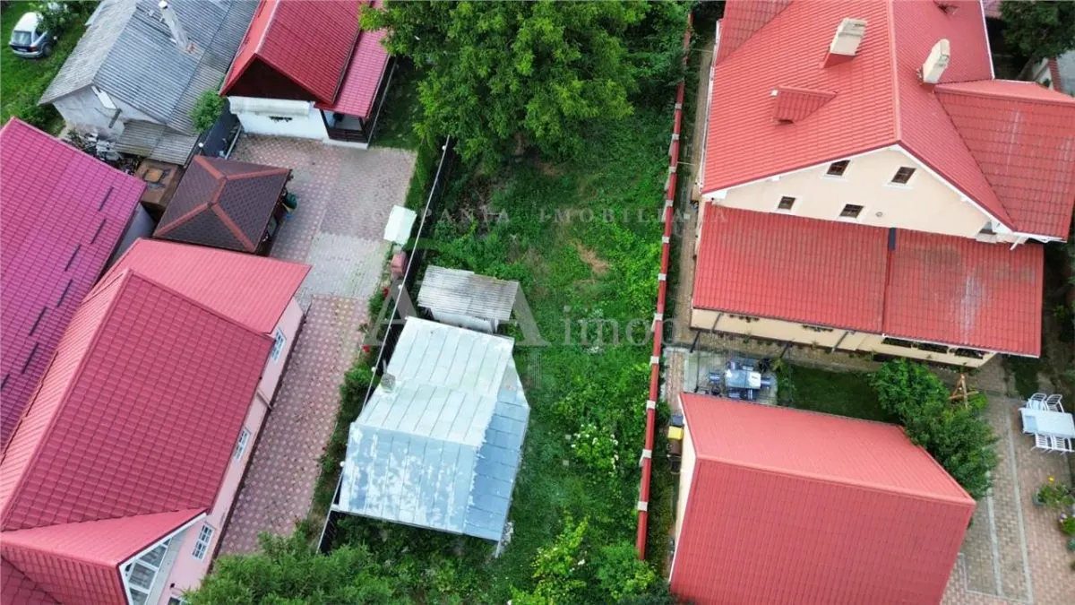 Teren 1329 mp | Casa batraneasca | Toate utilitatile, Zona Serbanesti, Bacau - foto 1