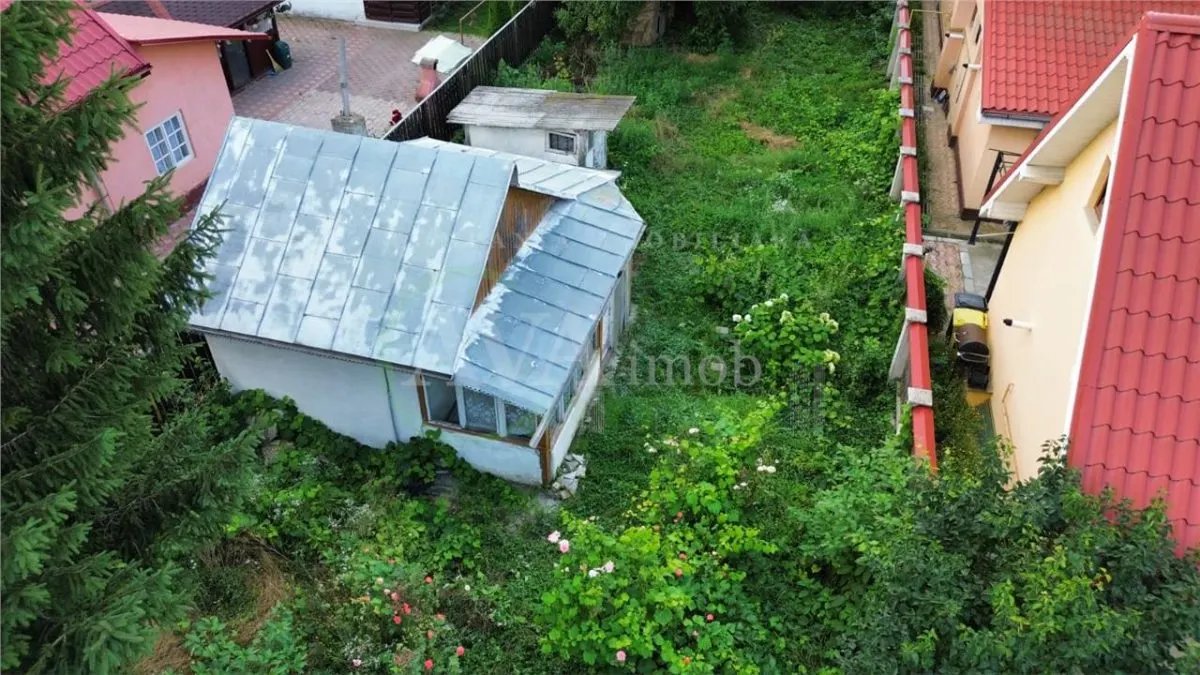 Teren 1329 mp | Casa batraneasca | Toate utilitatile, Zona Serbanesti, Bacau - foto 3