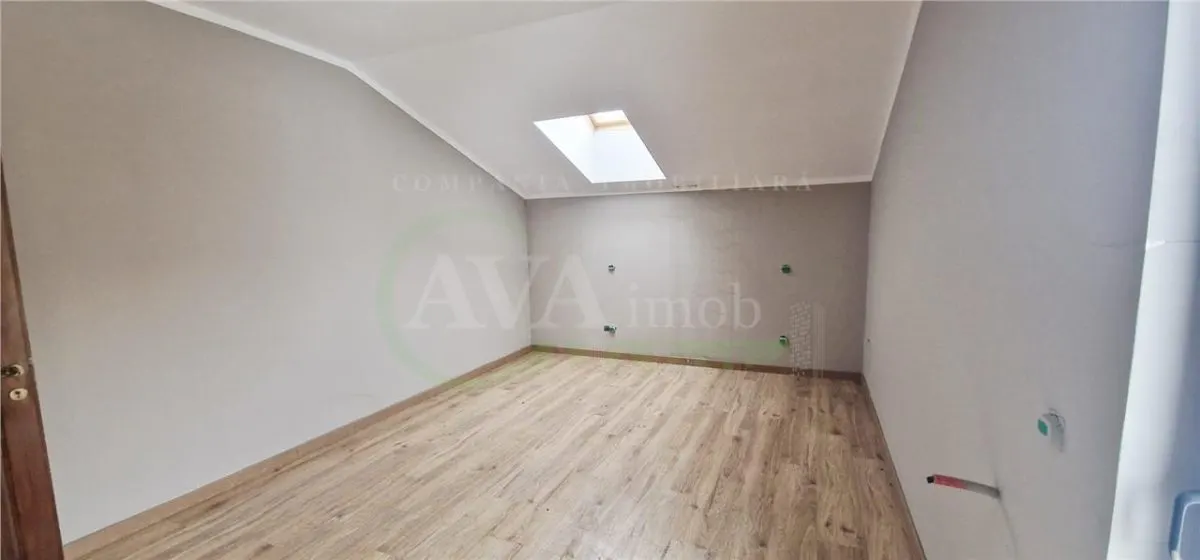 Casa 4 camere , 140 mp, teren 600 mp, zona Hemeius - foto 13