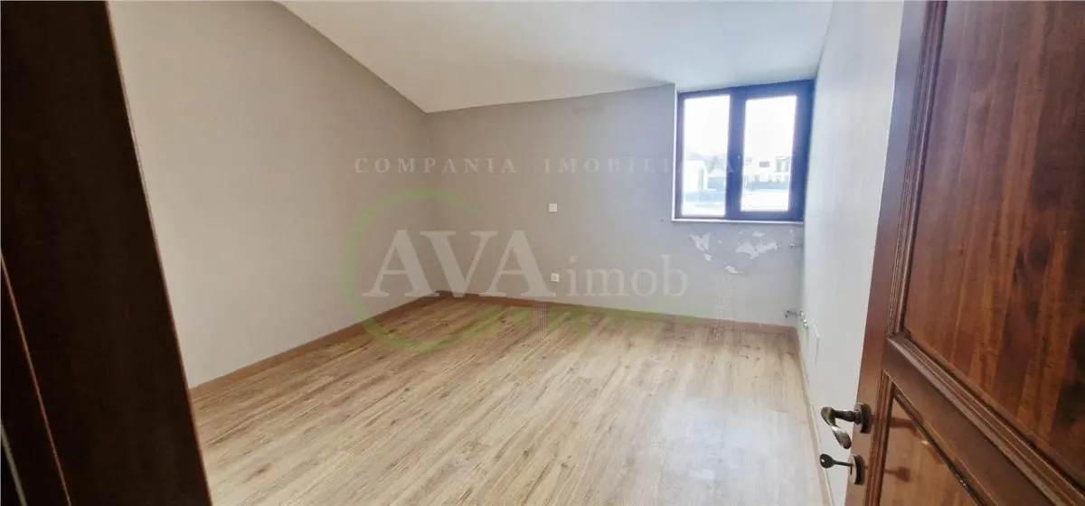 Casa 4 camere , 140 mp, teren 600 mp, zona Hemeius - foto 16
