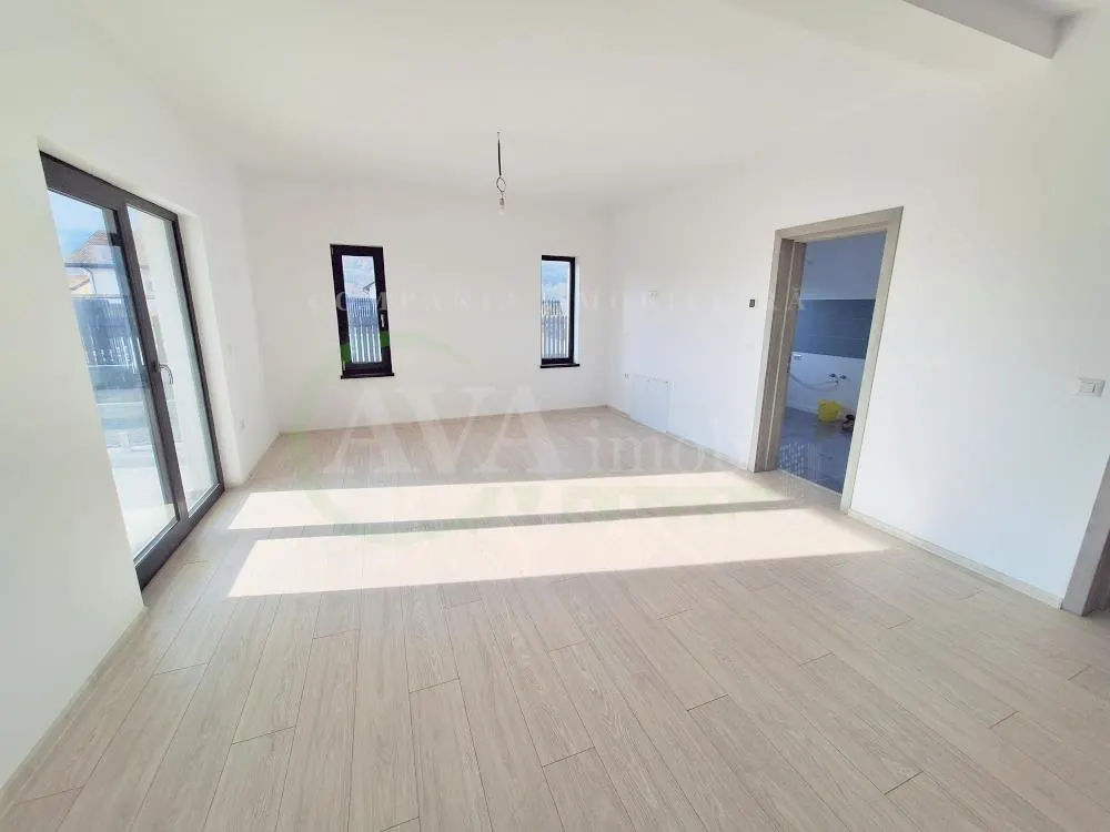 Casa parter, 72 mp, teren 270 mp, 3 camere, zona Hemeius - foto 15