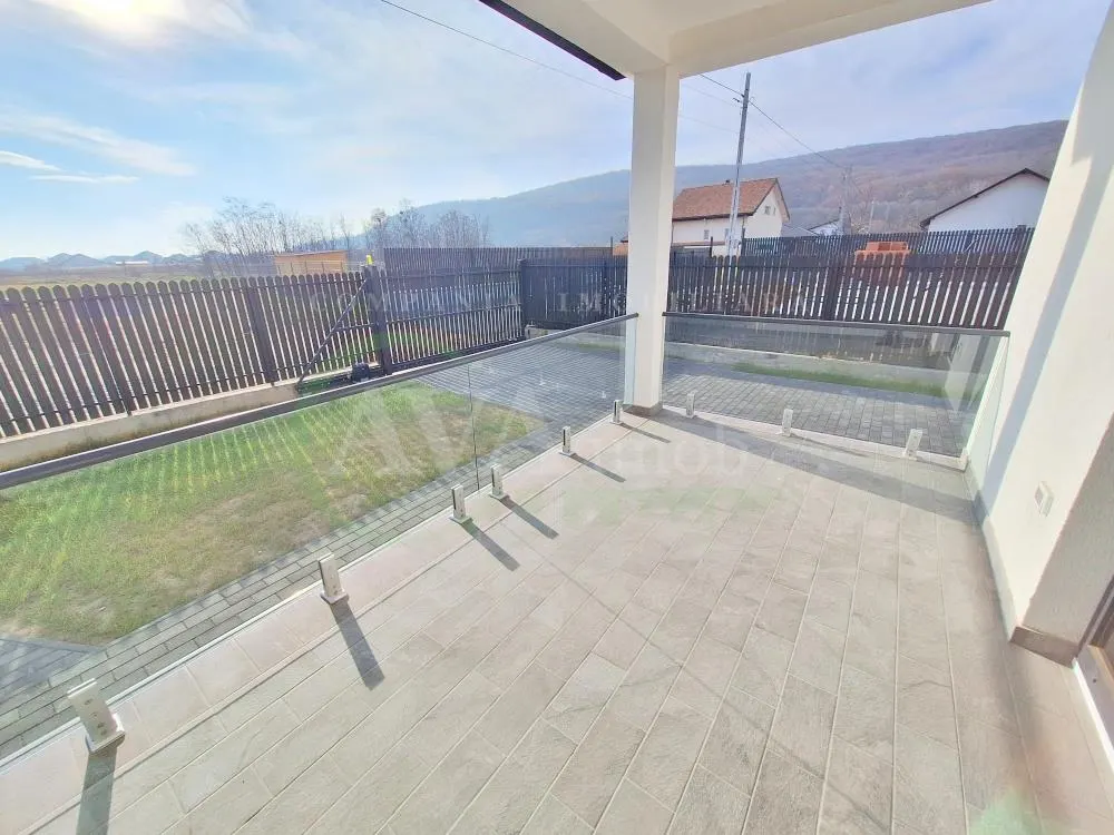 Casa parter, 72 mp, teren 270 mp, 3 camere, zona Hemeius - foto 20