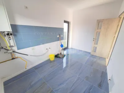 Casa parter, 72 mp, teren 270 mp, 3 camere, zona Hemeius - foto 5