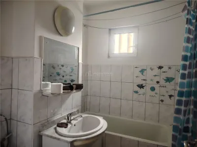 Apartament cu 3 camere, mobilat, centrala termica, zona nord - foto 6