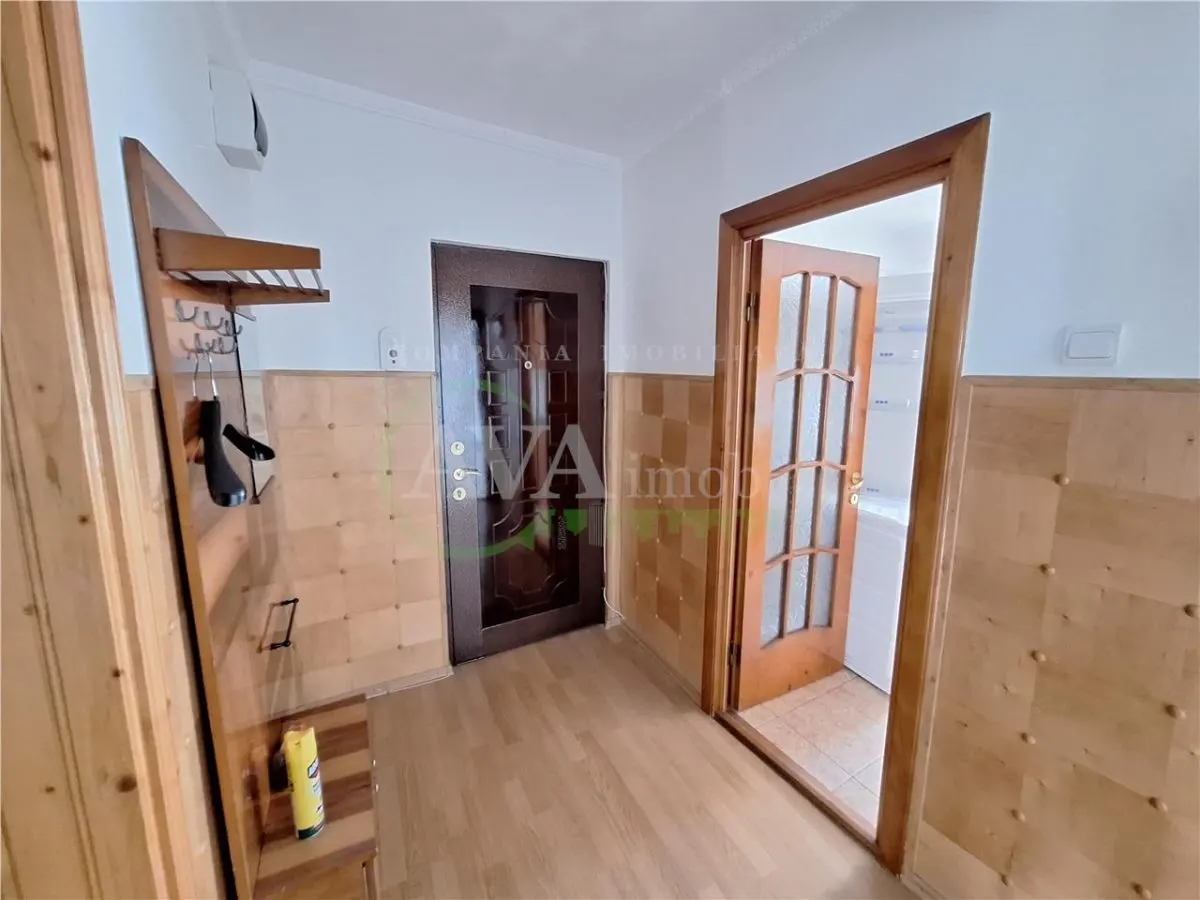 Apartament 3 camere decomandat , zona Nord-Bacau - foto 8
