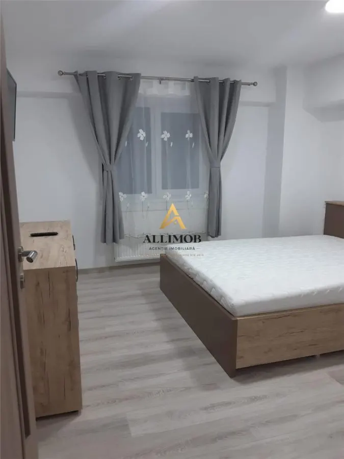 Apartament 3 camere Targoviste, Calea Bucuresti - foto 4