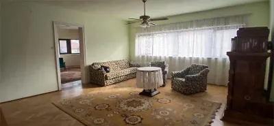 Casa cu 3 camere de inchiriat Centrul Vechi - foto 10
